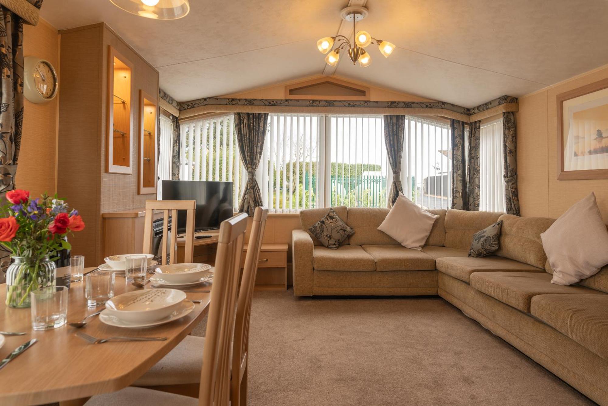 35 Heights - 2 Bed-sleeps 4-tjs35wh Holiday home